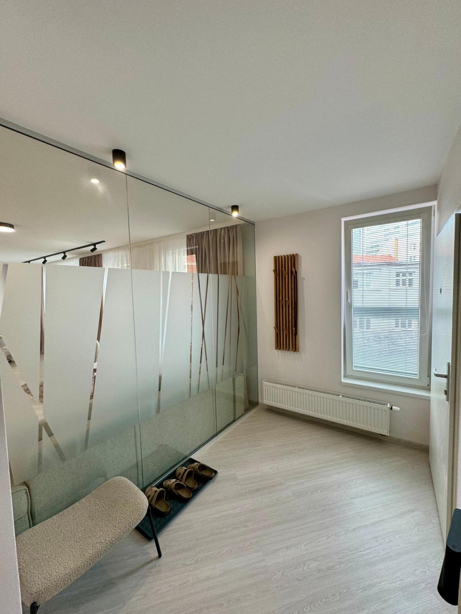 Skau Piano Family & Business Apartment Free Parking 布拉迪斯拉发 外观 照片
